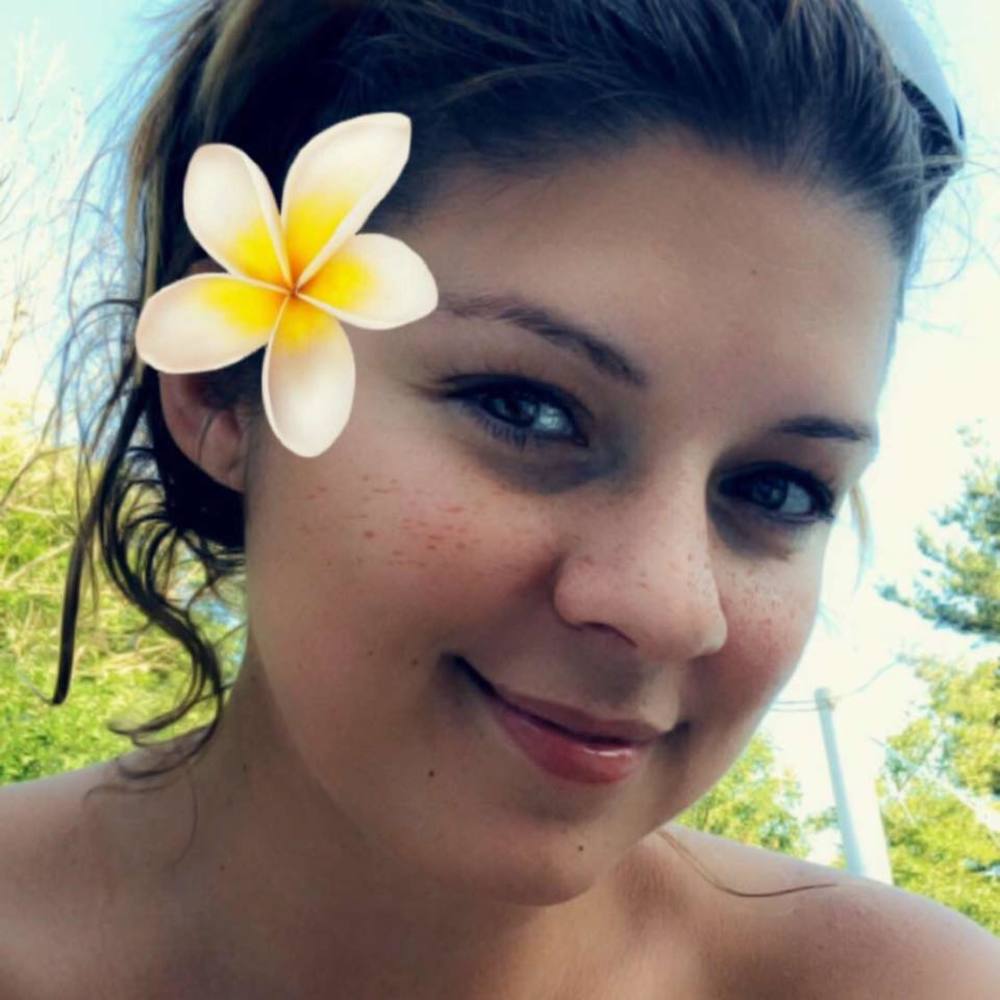 Meet your Posher, Stephanie